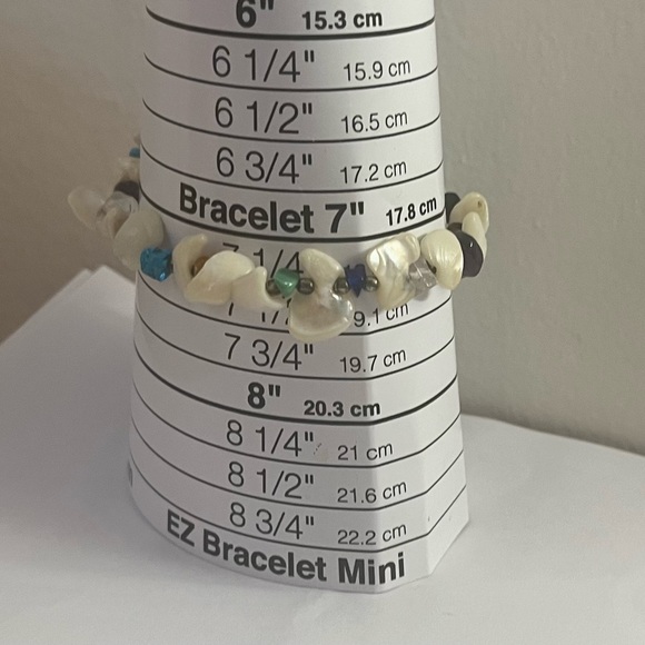 Shell gemstone bracelet size 7 1/2 jewelry - Picture 3 of 16